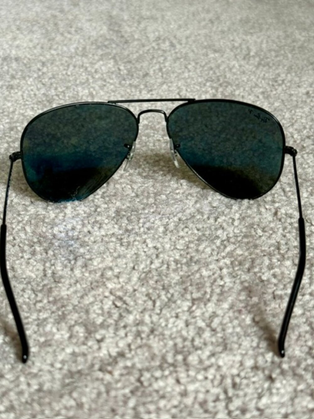 Like New Polarized Ray-Ban Black Aviator Sunglasses With Black Lenses - Picture 7 of 13